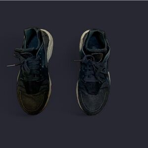 Nike Black and White Athletic Shoes